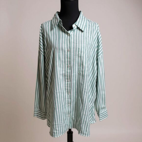 💚🤍 NWT Torrid Drop Shoulder Button-Down Shirt • Size 14/16 • Relaxed Fit ✨ - Picture 4 of 8